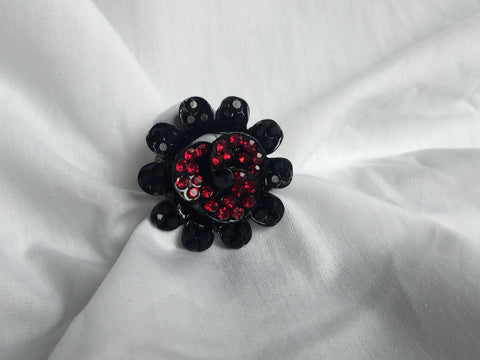 Stretch Flower Ring - All That Glitters - 3