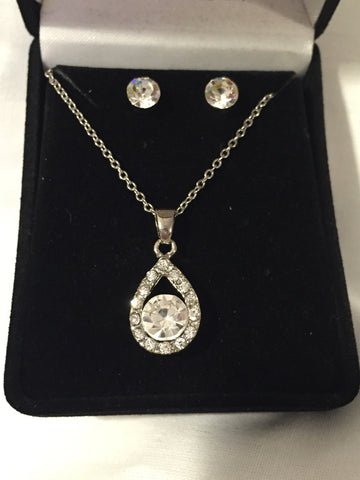 Crystal Teardrop Necklace Set - All That Glitters - 1